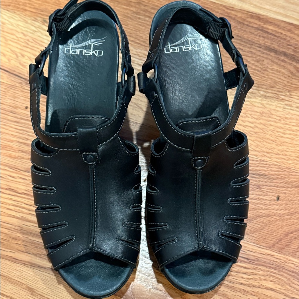 Dansko Randa Black Leather Sandals Peep Toe Chunky Heels Size EUR 39 US 8.5/9 - Picture 11 of 13